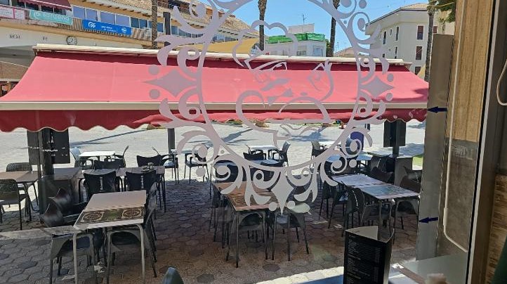 Restaurant For Sale in Los Alcázares